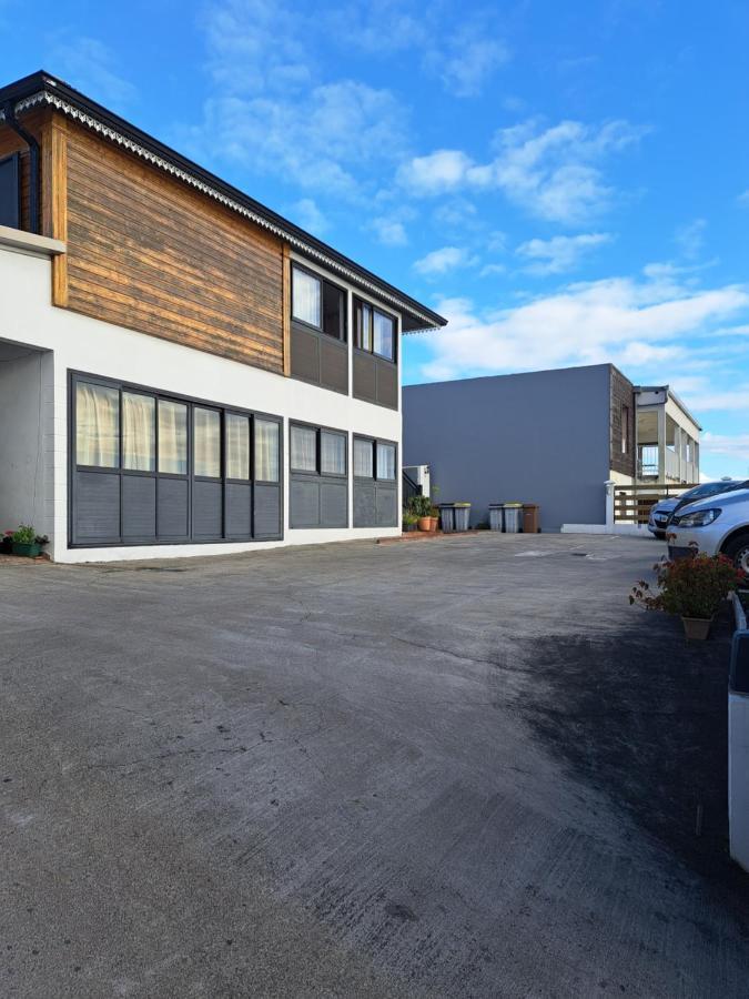 Appart A La Res Andy Accueillant 1 A 5 Pers Arrive Autonome , 2 Places De Parking Dans La Cour Devant La Maison Apartment Saint-Denis Exterior foto